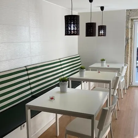 Eleven Hostel Esposende