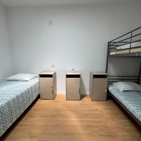Hostel Eleven Esposende