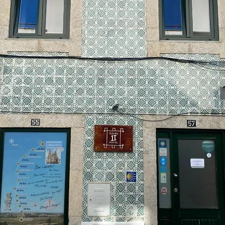Eleven Vandrerhjem *